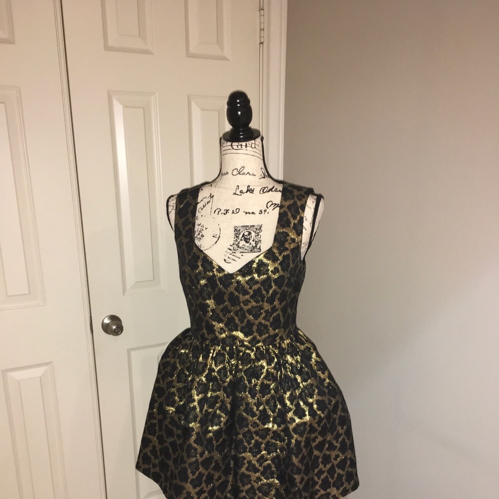 BLACK & GOLD METALLIC ASOS COCKTAIL DRESS